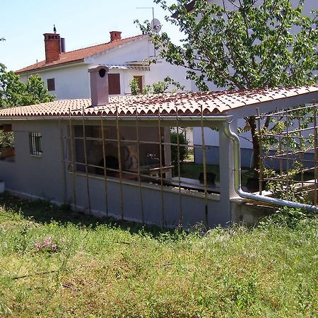 Apartment Vallelunga Pula Exterior photo